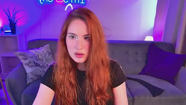 ChloeAster webcam
