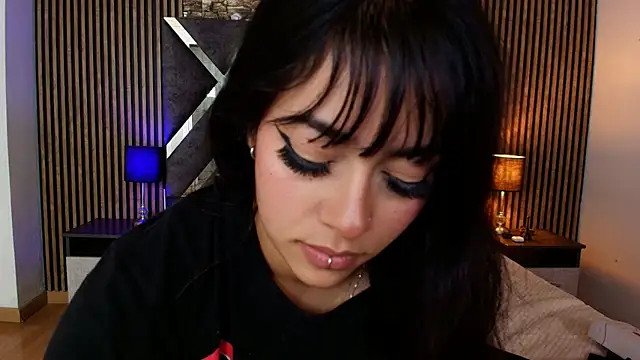 Amy_channel webcam