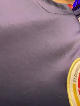Elferjuan1310 live sex cam