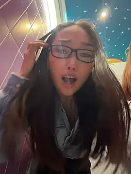 trytomakememoam webcam