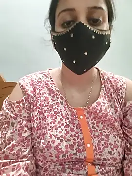 tamil_shalini (F milf) - Lips