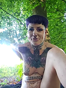 Purple_Coffin666 webcam