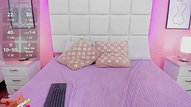 _bella_rossee_ live cam on StripChat