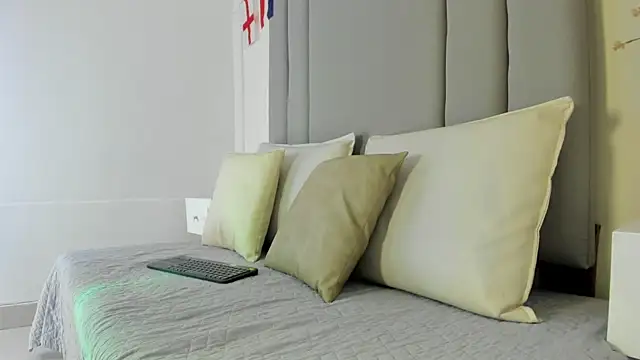 CannelaSmith webcam