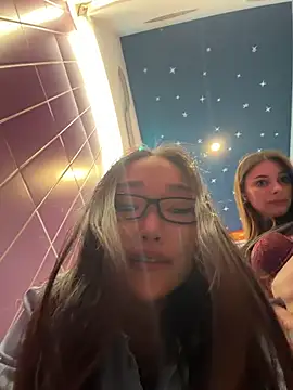 trytomakememoam webcam
