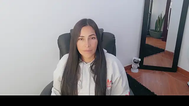 luna_lgomez_ webcam