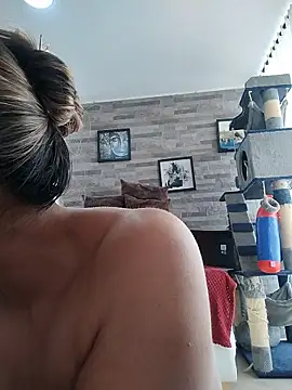 KittyHoleshot87 webcam
