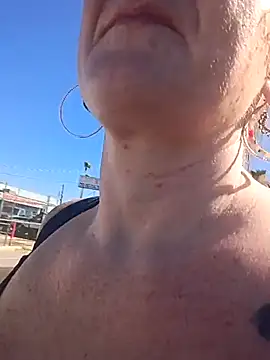 nakedgarbageperson webcam