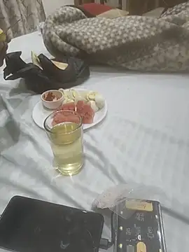 YOURBHABI143 webcam