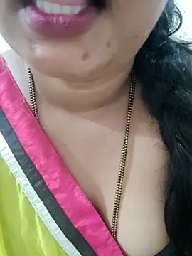 ramya_369 (F young) - Oil massage boobs