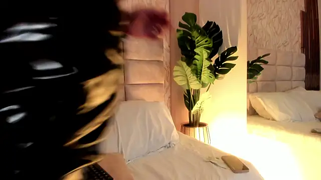 GinaSalanne webcam