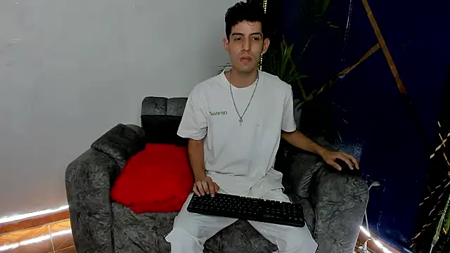 sexy_hairy1 webcam