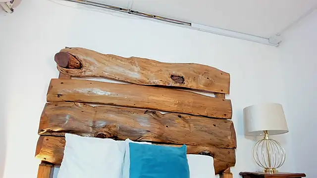 PriscilaCooper_ webcam