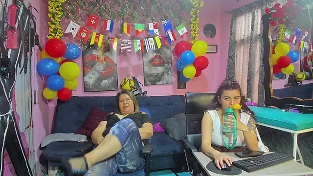 lesbiancuple webcam