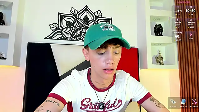 Tomy_Rox webcam