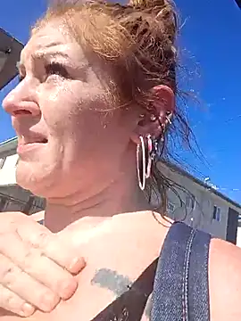 nakedgarbageperson webcam