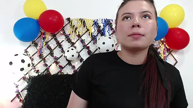 samantha_wallker (F teen) - Put plug🍑🧨