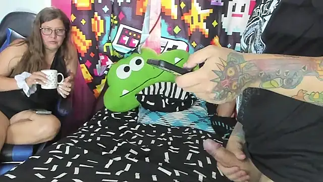 sgmr (G milf) - NAKED GIRLS AT GOAL!
