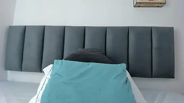 MaraOwen_ webcam