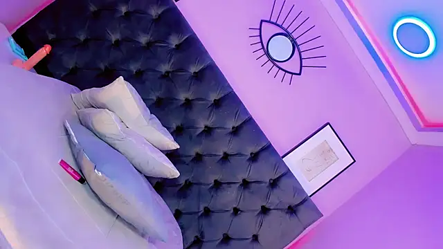 AngeliCute live cam on StripChat