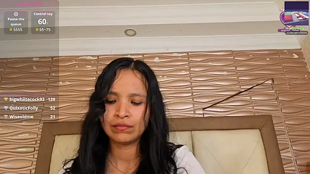 Miladiosa live cam on StripChat