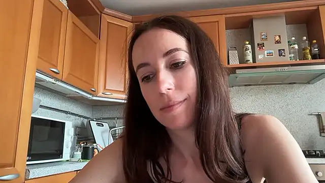 Flamingo_Queen live cam on StripChat