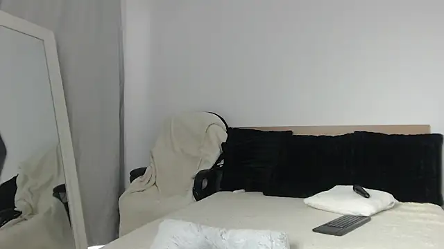 Layla23a webcam