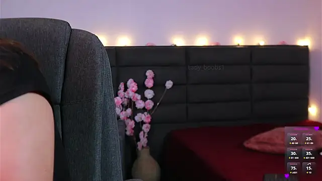 kathieandpovcock1 webcam