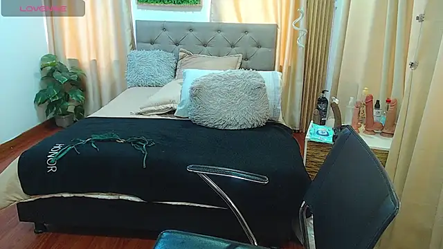 sasi_luna webcam