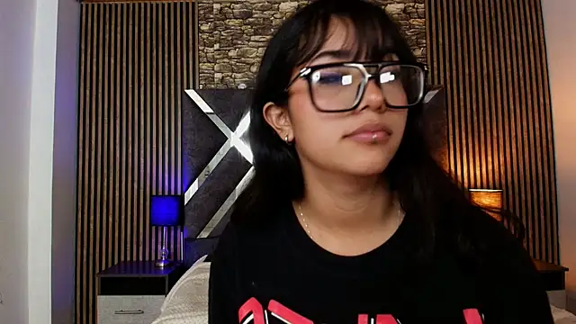 Amy_channel webcam