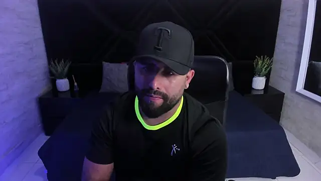 jhon_bear03 webcam