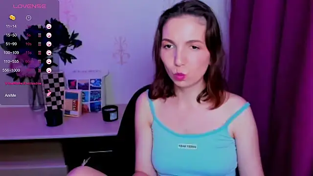 KindHazelHere_ webcam