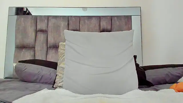 alyssia_ocean webcam
