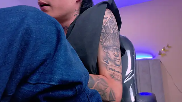 Nascary_Fox webcam