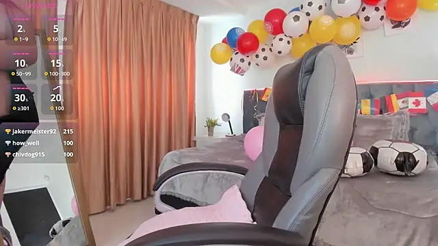 Blair_red_ webcam
