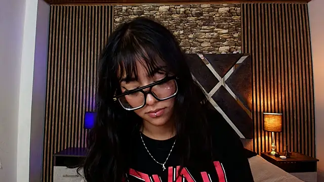 Amy_channel webcam