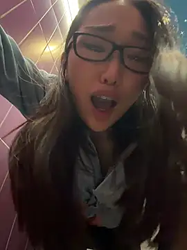trytomakememoam webcam