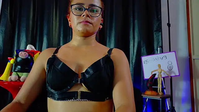 MistressSlut1 webcam