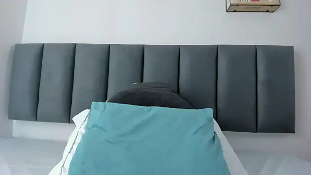 MaraOwen_ webcam