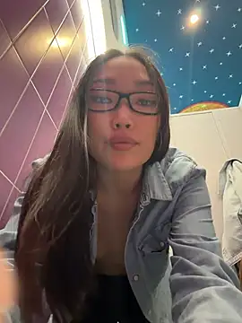 trytomakememoam webcam