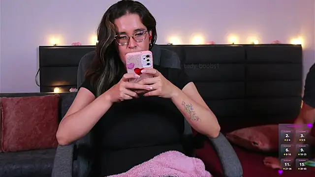 kathieandpovcock1 webcam