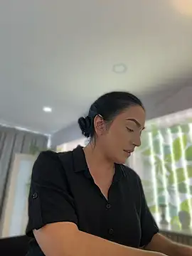 LIAH_IZUMI webcam