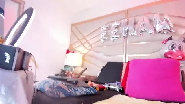 sophie-newton webcam
