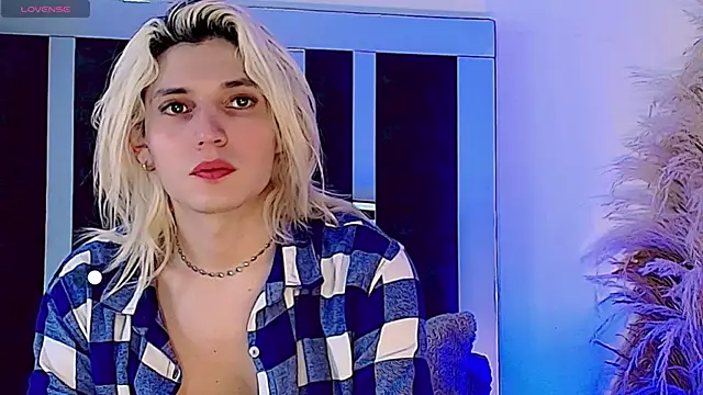 honey_skin webcam