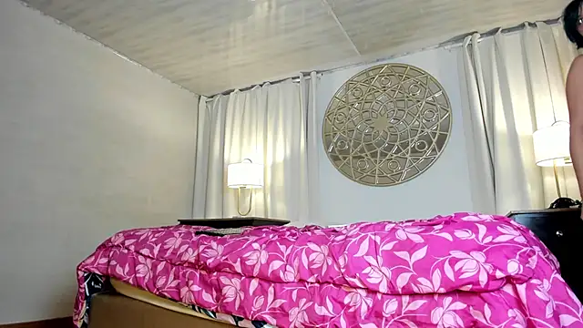 Ramona_Flower webcam