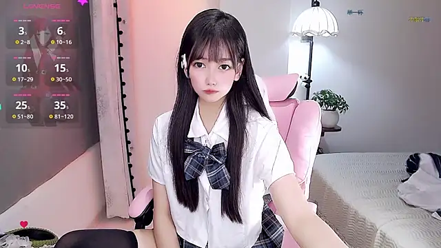 Hug-kiss webcam