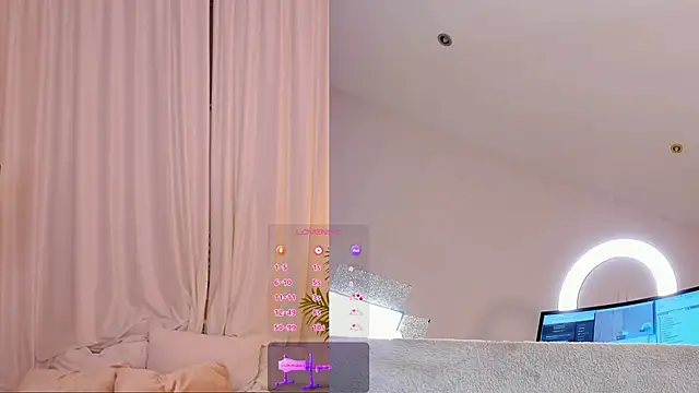 MiuMiuSasha webcam