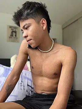 Ssongieyy - Male webcam sex chat