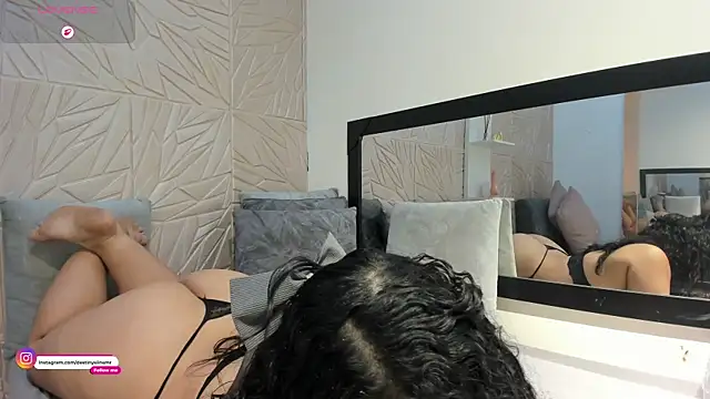 DestinySins webcam