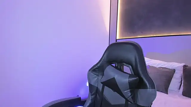 mia_slora webcam
